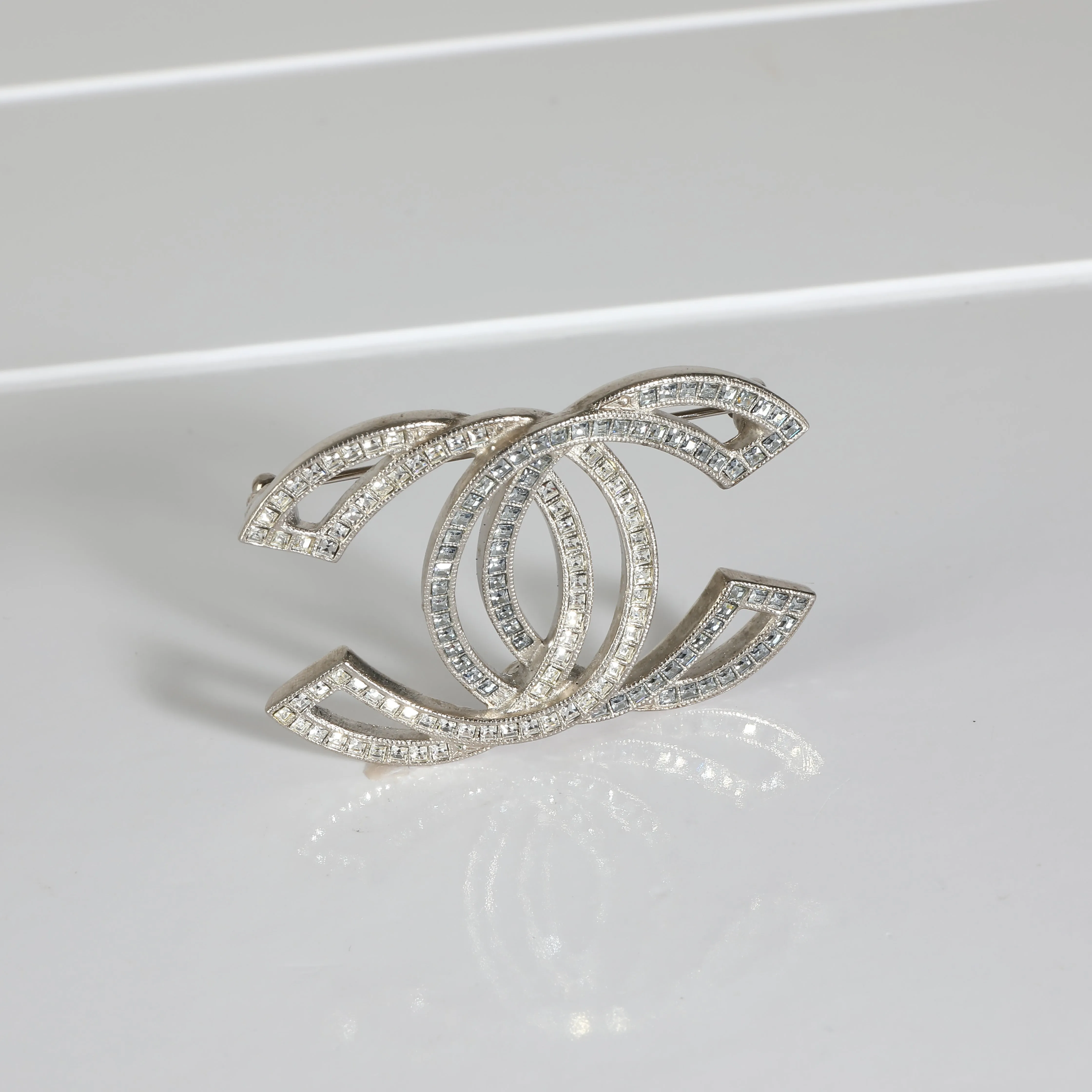 CHANEL 2016 CC Palladium Plated Brooch With Strass