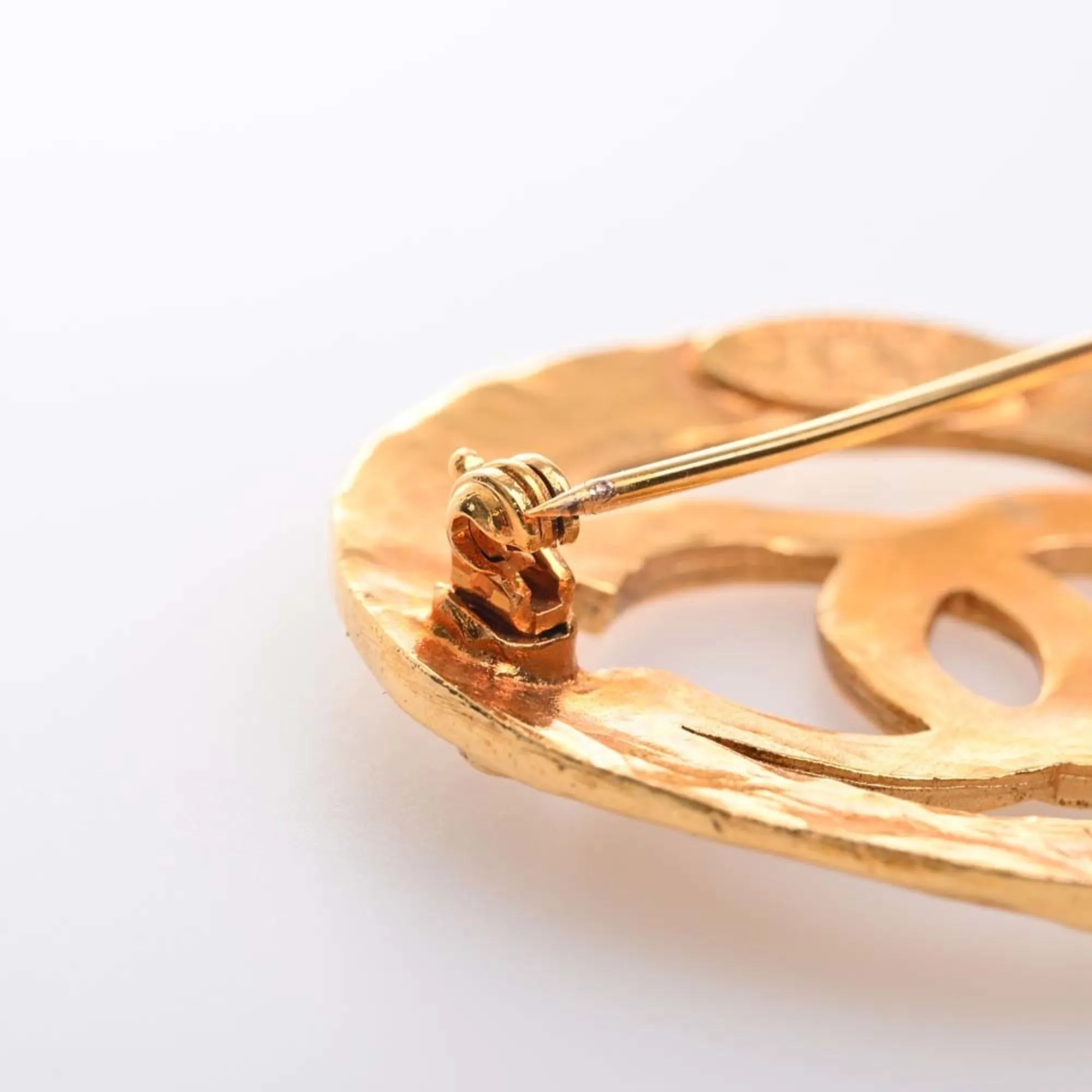 CHANEL Cocomark Circle Brooch Gold Ladies