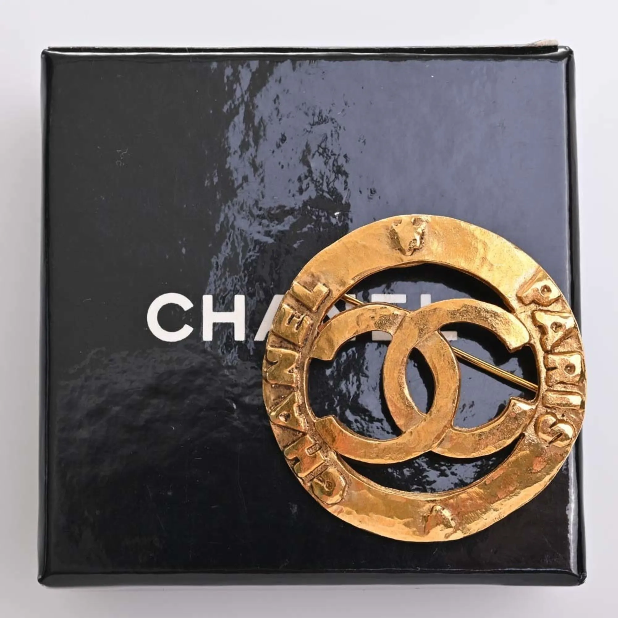 CHANEL Cocomark Circle Brooch Gold Ladies
