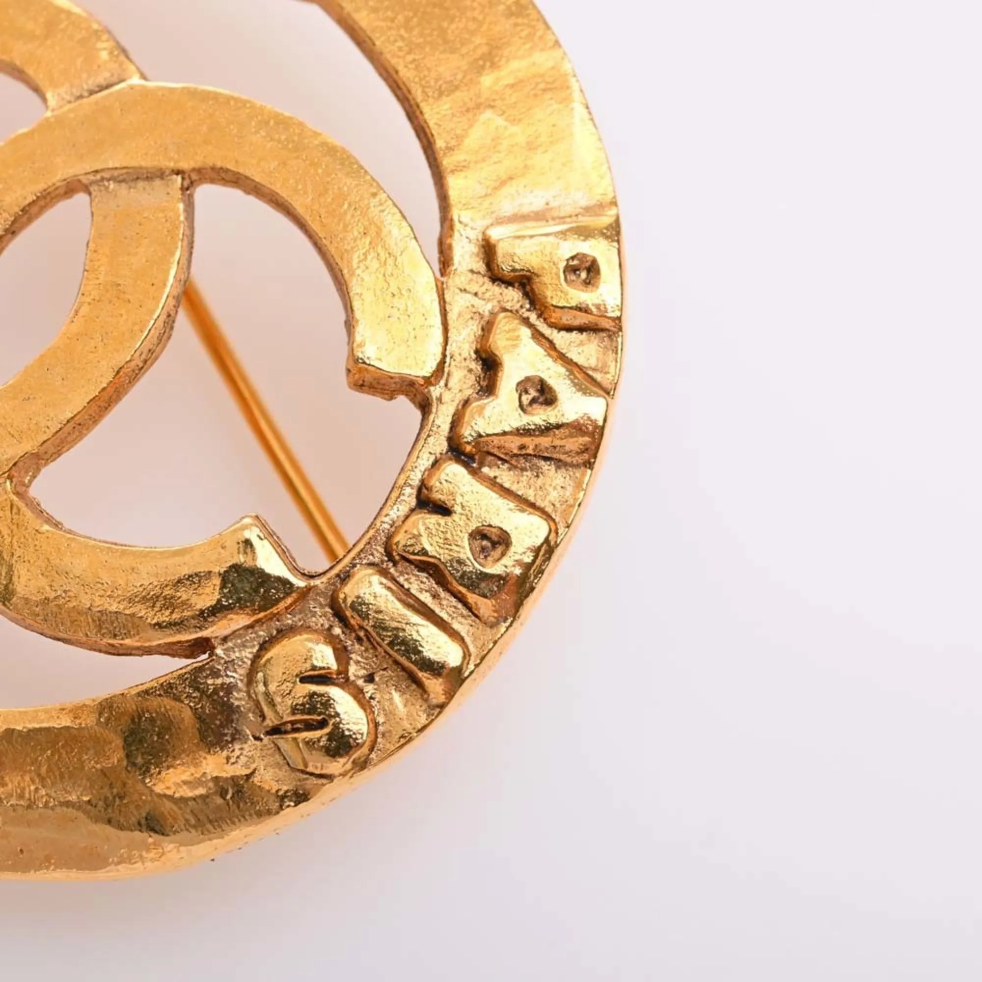 CHANEL Cocomark Circle Brooch Gold Ladies